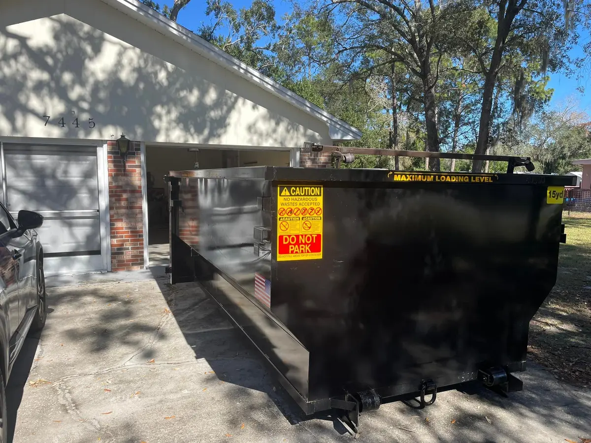 Roll-off dumpster delivered in Lake Wales, FL
